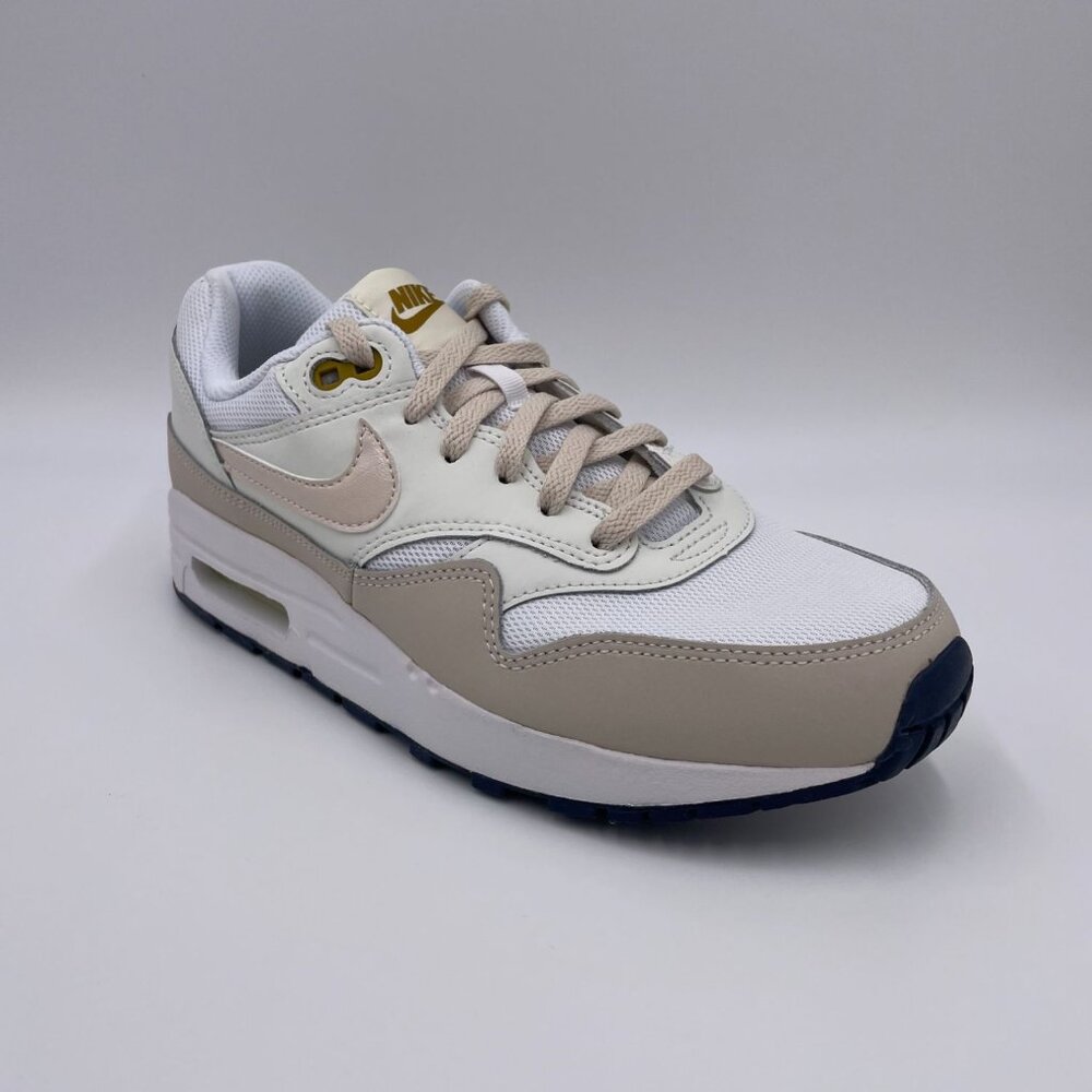 Nike Air Max 1 White / Beige Womens Shoes - Picture 7 of 8